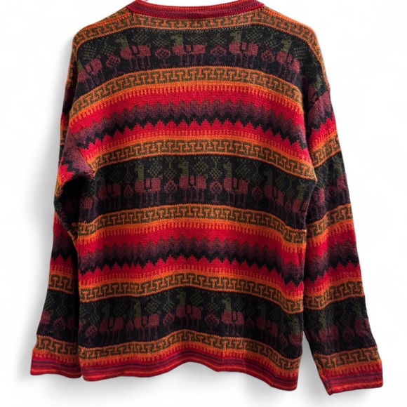 Women's Multicolor Aztec Patterned Cardigan - Picture 4 of 8